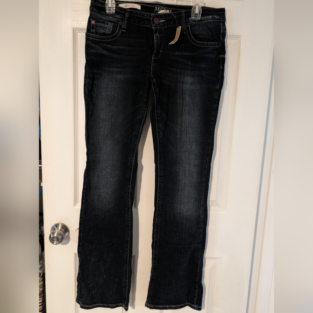 Decree 11 jeans